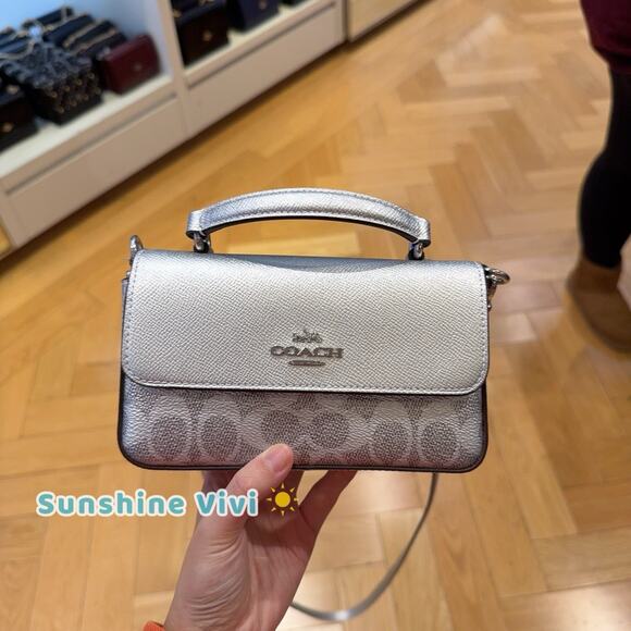 NWT Coach Mini Josie Top Handle Bag In Signature Canvas CCK68 Gray/Silver - Picture 2 of 7